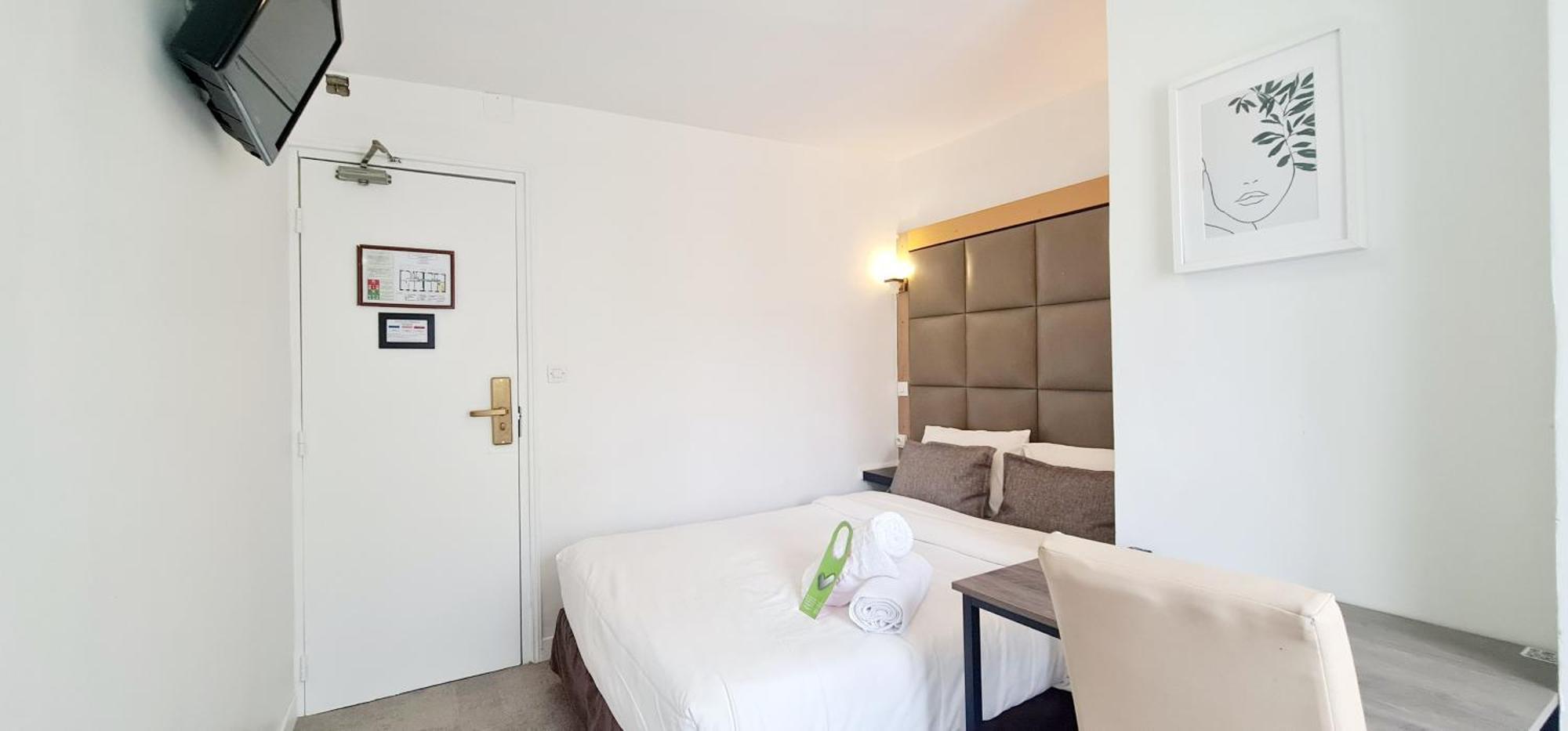 Hotel De France 18 Paris Luaran gambar
