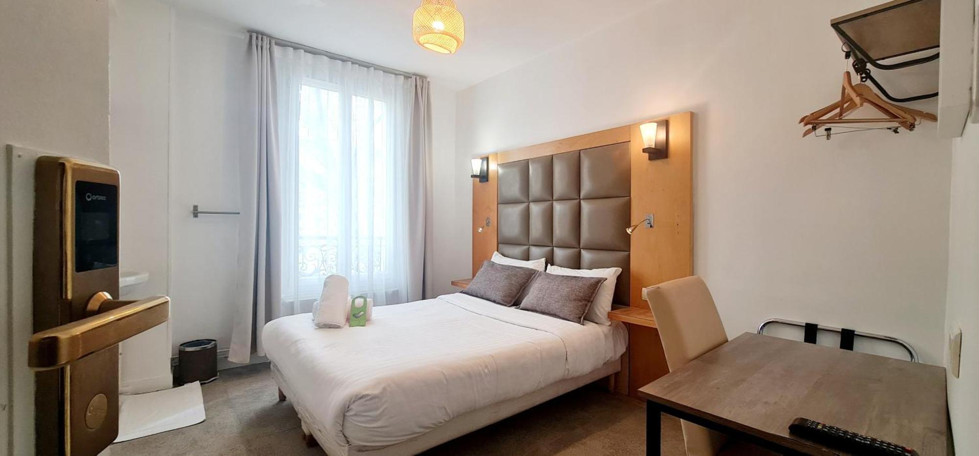 Hotel De France 18 Paris Luaran gambar
